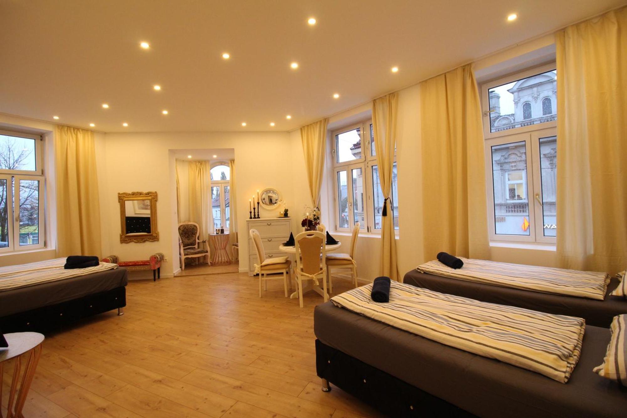 Disc Cozy Rooms In Liesing Wien Exterior foto